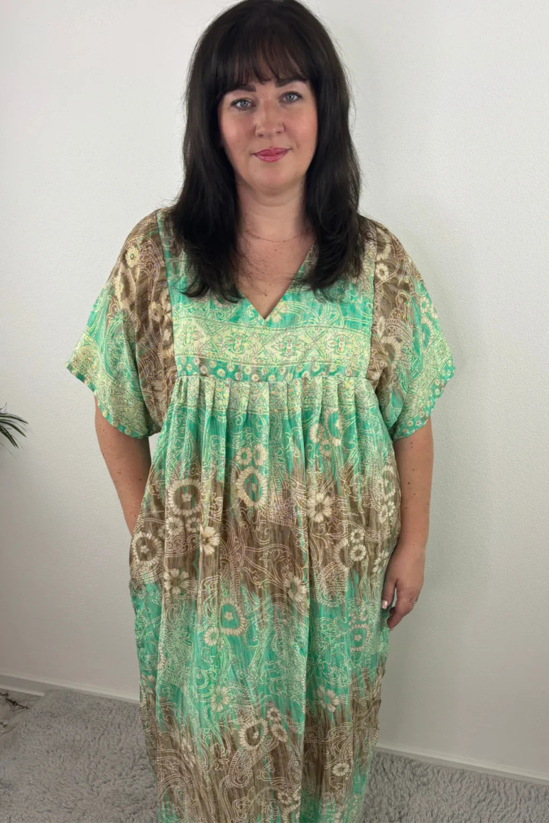 Ivy dlhé šaty PLUS SIZE zelené Ivy dlhé šaty PLUS SIZE zelené